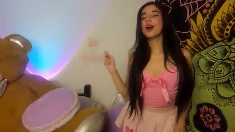 Snapshot of alicekingdom chatting on November 2025 12:21:01 AM Alicekingdom online show from November 2025 12:21:01 AM