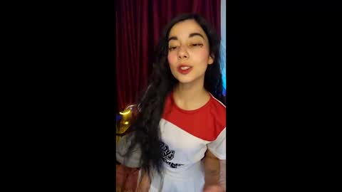 Snapshot of alicekingdom chatting on February 2026 12:59:01 AM Alicekingdom online show from February 2026 12:59:01 AM