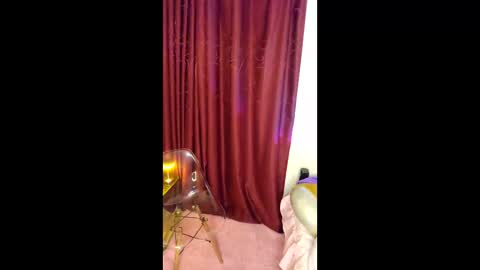 Snapshot of alicekingdom chatting on February 2026 11:45:02 PM Alicekingdom online show from February 2026 11:45:02 PM