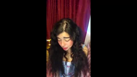 Snapshot of alicekingdom chatting on February 2026 01:04:02 AM Alicekingdom online show from February 2026 01:04:02 AM