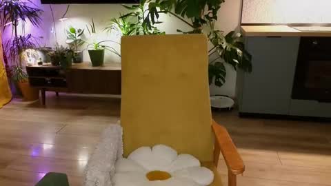 AliceKingsleigh online show from February 2025 06:30:02 PM