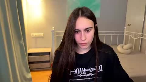 alicekollt online show from July 2026 10:01:02 PM