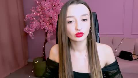 Snapshot of alicelidse chatting on September 2025 01:12:02 PM Alice online show from September 2025 01:12:02 PM