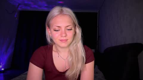 aliceoceaneyes online show from October 2025 02:05:01 PM