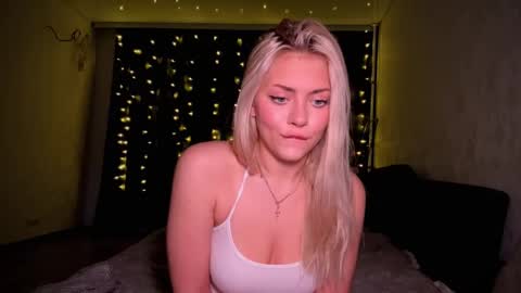 aliceoceaneyes online show from November 2025 10:10:01 PM