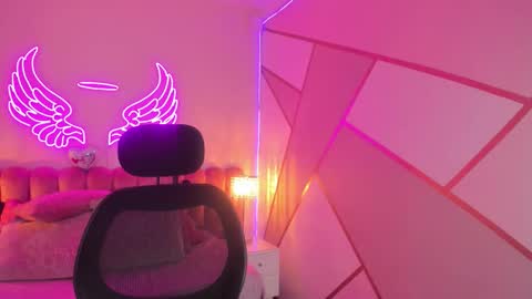 Alice online show from December 2025 12:54:01 PM