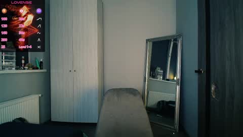 Snapshot of aliceturnon chatting on March 2026 11:27:02 PM Alice online show from March 2026 11:27:02 PM