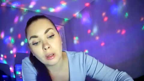 AlicexFresh online show from November 2025 11:58:01 AM