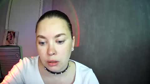 AlicexFresh online show from May 2026 05:48:02 AM