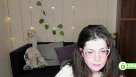 Alicia online show from February 2025 01:40:01 AM