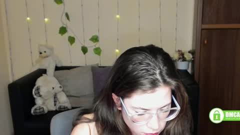 Alicia online show from February 2025 12:41:01 AM