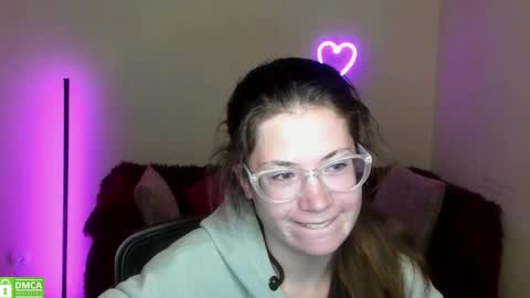 Alicia online show from September 2025 11:10:01 AM