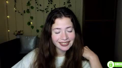 Alicia online show from November 2025 06:27:01 AM