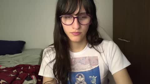 Snapshot of alicia_love29 chatting on December 2024 12:54:01 AM Alice online show from December 2024 12:54:01 AM