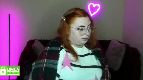 Alicia online show from November 2025 07:07:01 AM