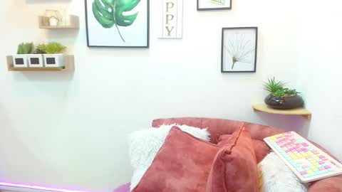 Snapshot of aliciacute__ chatting on October 2025 07:04:02 PM aliciacute online show from October 2025 07:04:02 PM