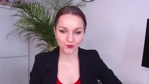 Alicia online show from March 2025 08:00:01 AM