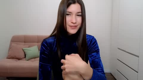 Snapshot of alicianoveli chatting on December 2024 08:41:01 AM alicianoveli online show from December 2024 08:41:01 AM