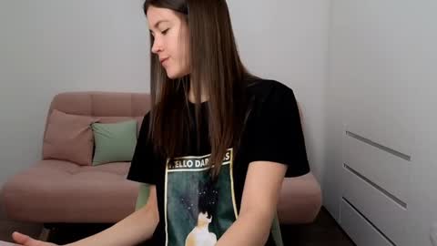 Snapshot of alicianoveli chatting on December 2024 10:01:02 AM alicianoveli online show from December 2024 10:01:02 AM