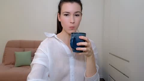 Snapshot of alicianoveli chatting on January 2025 01:10:02 PM alicianoveli online show from January 2025 01:10:02 PM