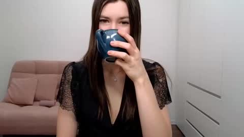 Snapshot of alicianoveli chatting on February 2025 12:08:01 PM alicianoveli online show from February 2025 12:08:01 PM