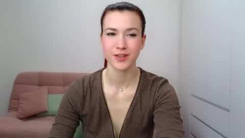 Snapshot of alicianoveli chatting on September 2025 08:04:01 AM alicianoveli online show from September 2025 08:04:01 AM