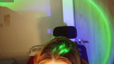 aliciia_23 online show from April 2026 12:52:01 AM