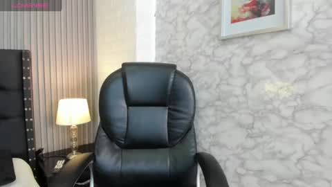 Snapshot of alicy__torres chatting on April 2026 12:18:01 PM alicya online show from April 2026 12:18:01 PM