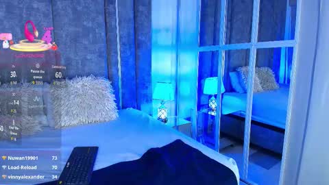 Ali Diaz online show from December 2025 07:33:02 PM