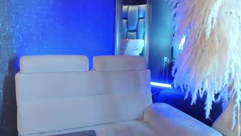 Ali Diaz online show from April 2026 07:44:02 PM