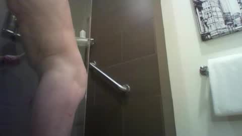 Snapshot of alienlove23 chatting on November 2025 01:40:01 AM alienlove23 online show from November 2025 01:40:01 AM