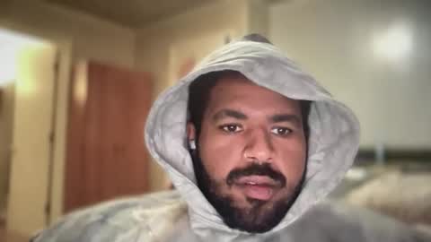 Snapshot of aliensuperstar423 chatting on January 2026 01:09:02 AM aliensuperstar423 online show from January 2026 01:09:02 AM