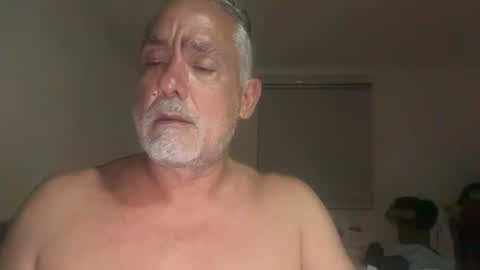 Snapshot of alientv chatting on November 2025 04:44:01 AM alientv online show from November 2025 04:44:01 AM