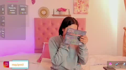 aliice_walker_ online show from December 2024 12:40:02 PM