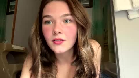 Snapshot of aliii1123 chatting on January 2025 03:37:01 AM aliii1123 online show from January 2025 03:37:01 AM