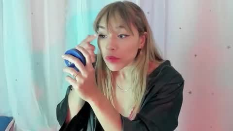 Snapshot of aliissa_moree chatting on October 2025 08:09:02 PM aliissa moree online show from October 2025 08:09:02 PM