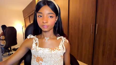 Snapshot of alika_houston chatting on September 2025 05:20:02 AM IG Alik nasso online show from September 2025 05:20:02 AM