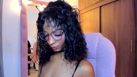 Snapshot of alika_houston chatting on February 2026 08:18:02 AM IG Alik nasso online show from February 2026 08:18:02 AM