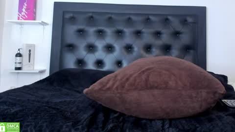 alika_jonhson_ online show from April 2026 03:50:02 AM