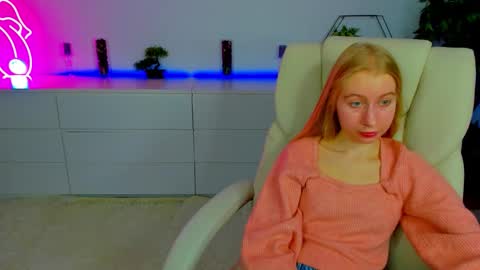 Alina online show from October 2025 05:50:02 AM