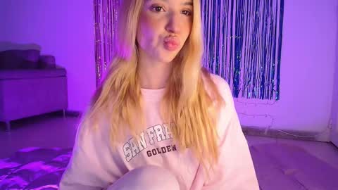 Alina  online show from November 2025 02:56:02 AM