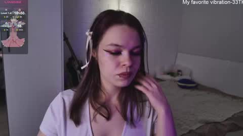 Snapshot of alinabae chatting on January 2025 03:46:01 PM Alina and Ben online show from January 2025 03:46:01 PM