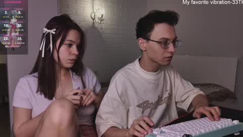 Snapshot of alinabae chatting on January 2025 09:51:01 PM Alina and Ben online show from January 2025 09:51:01 PM