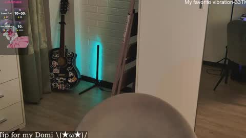 Snapshot of alinabae chatting on February 2025 06:34:02 PM Alina and Ben online show from February 2025 06:34:02 PM