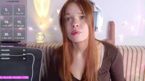 Snapshot of alinabae chatting on November 2025 09:58:01 PM Alina and Ben online show from November 2025 09:58:01 PM