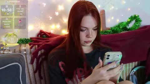 Snapshot of alinabae chatting on December 2025 09:53:01 PM Alina and Ben online show from December 2025 09:53:01 PM