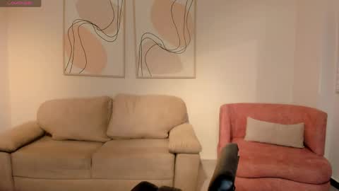 alinakravitz_ online show from May 2026 06:07:02 PM