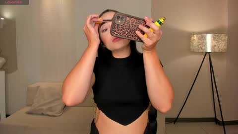 alinakravitz_ online show from May 2026 06:56:02 PM