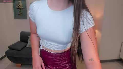 alinakravitz_ online show from May 2026 01:57:16 AM