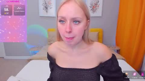 alinaocean online show from December 2025 08:00:02 AM